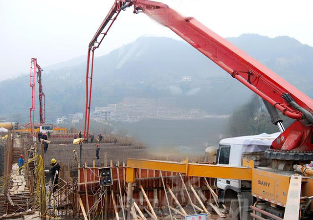 混凝土泵输送缸