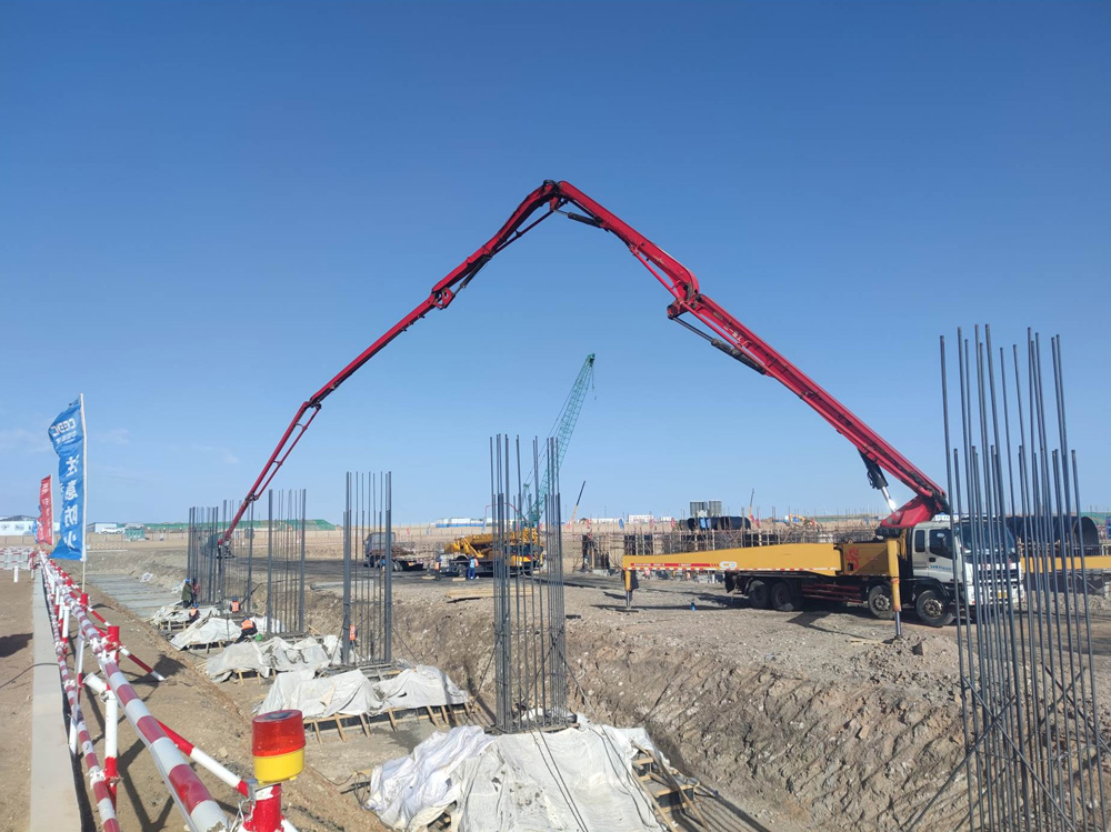 混凝土浇筑现场